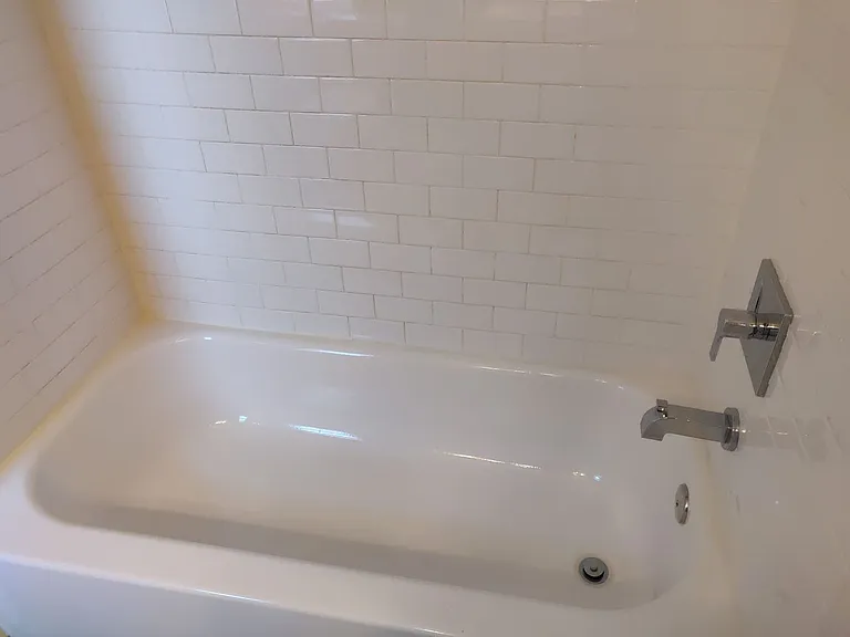 103 S Highland Ave — Photo 18