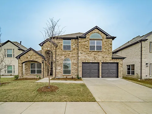 504 Waters Way Photo 1
