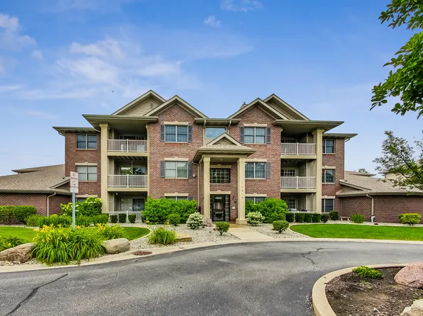 10418 White Oak Ln Unit 1-B, Munster, IN 46321