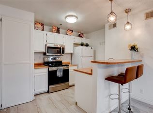 1361 E University Ave APT 111, Las Vegas, NV 89119