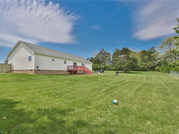 3006 Church Music Rd, Boonville, NC 27011