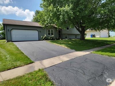 906 Spahn Drive, Waunakee, WI, 53597