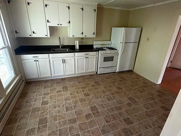 1657 Route 9 #2R — Photo 3