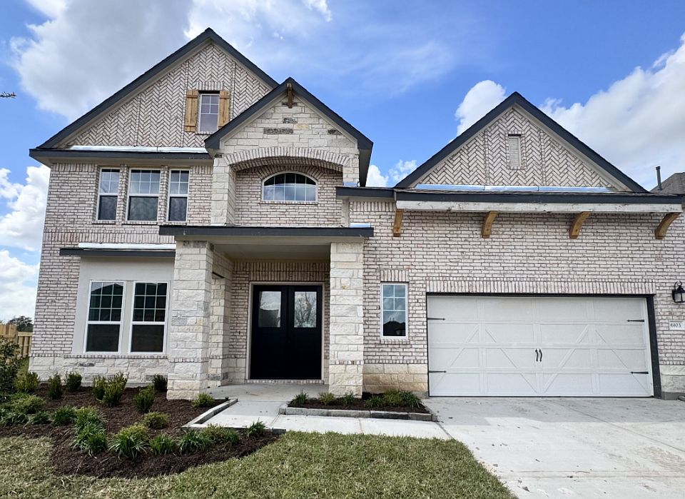 6103 Waterman Lake Lane Interior Image 1