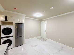 38XX W 36th Ave #2, Vancouver, BC V6N 2S5