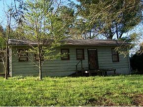2nd image of 556 Stout Rd