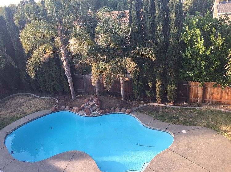 2nd image of 490 McKenzie Dr