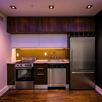 Rented by Nooklyn NYC LLC | media 212