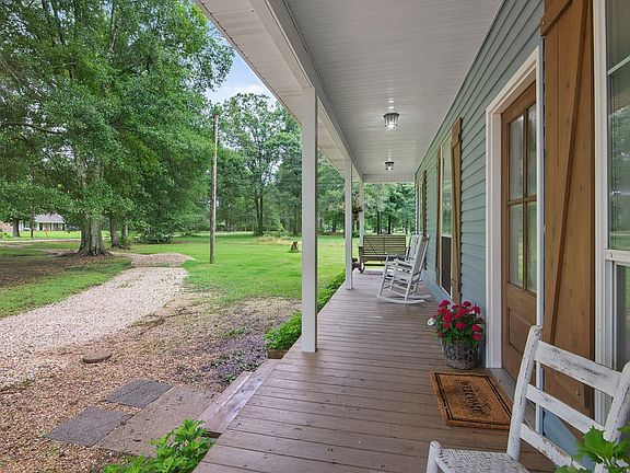 4th image of 37044 Twin Oaks Dr