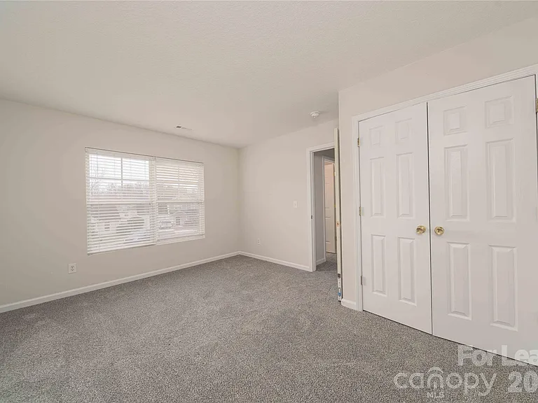 2116 Sebastiani Dr — Photo 5