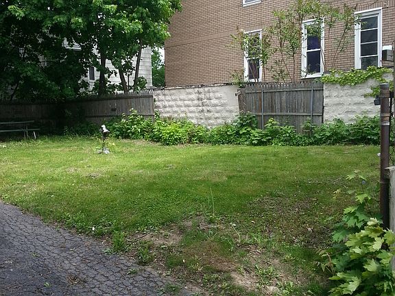 2nd image of 559 Washington Ave