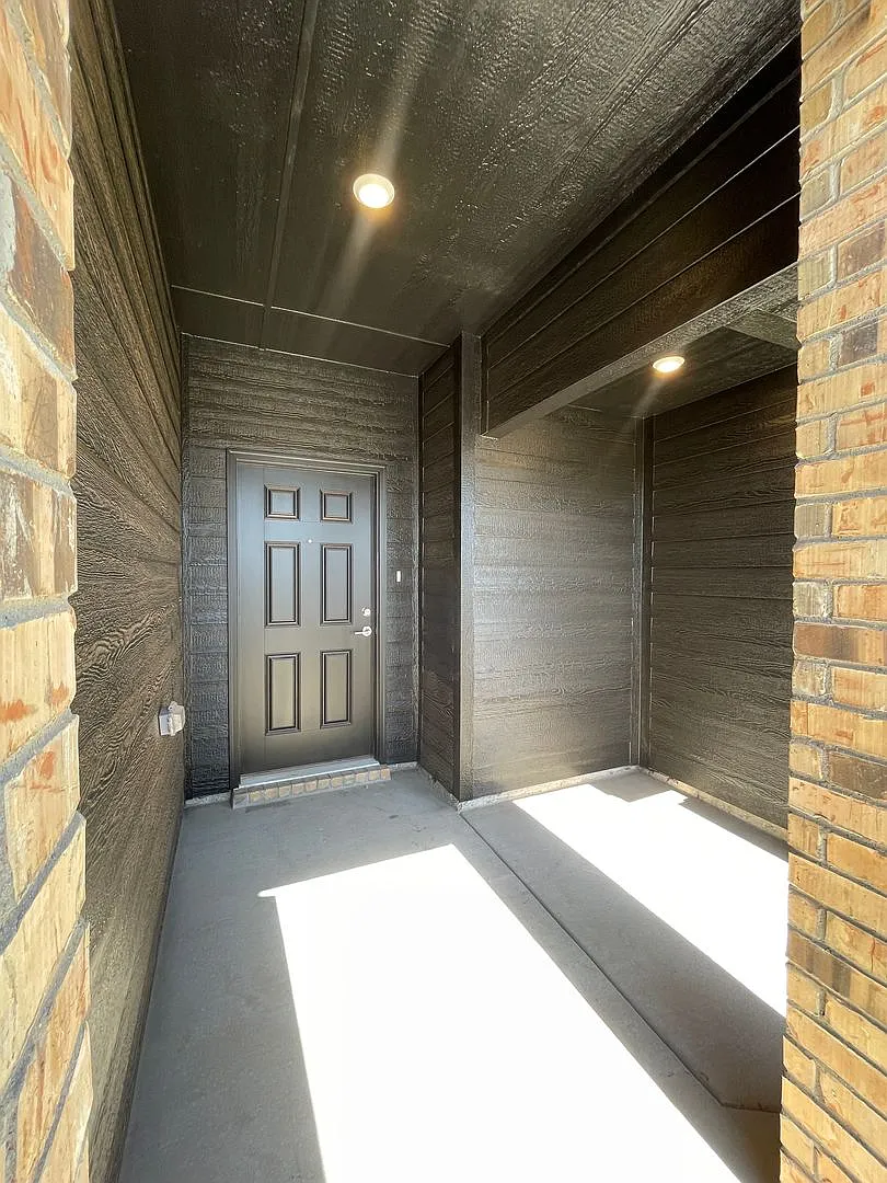 Building Photo - 1301 Bajada St