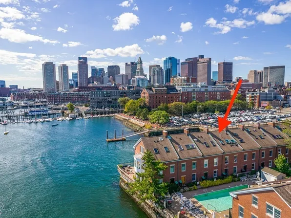 343 Commercial St #Townhouse 18, Boston, MA 02109