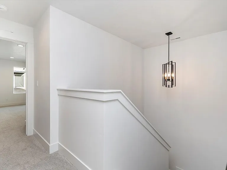740 S Calhoun Ln — Photo 19