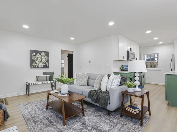 878 Grandon Ave, Columbus, OH 43209