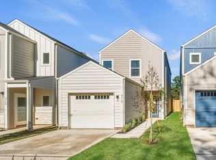 710 W Dallas St, Conroe, TX 77301