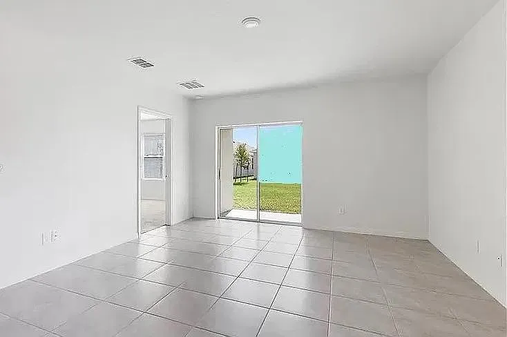 3211 Surfbird St — Photo 5