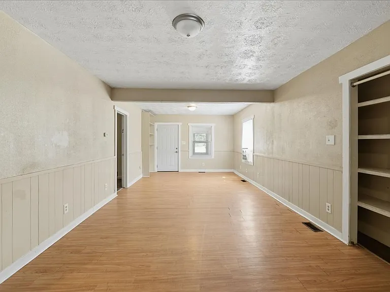 3607 E Michigan St — Photo 4