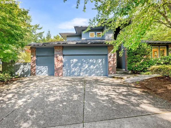 9731 NW Bartholomew Dr, Portland, OR 97229