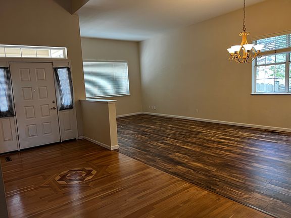 3rd image of 4730 Ellicott Way