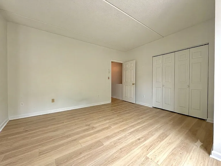 26 Ellingwood St #26 — Photo 14