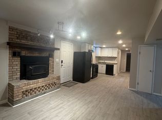 3322 Vivian Dr, Wheat Ridge, CO 80033
