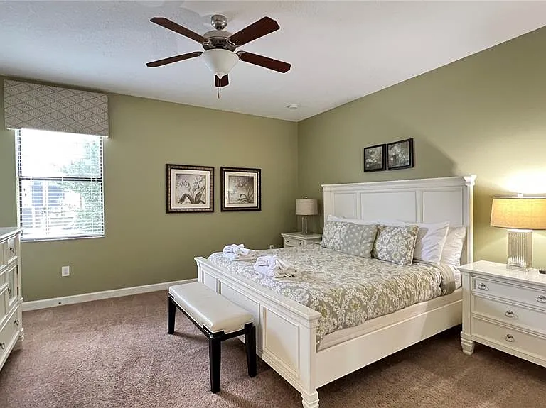 2353 Victoria Dr — Photo 32