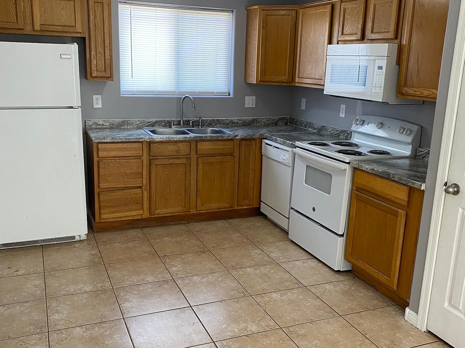 2320 W Cocopah St, Phoenix, AZ 85009 | Zillow