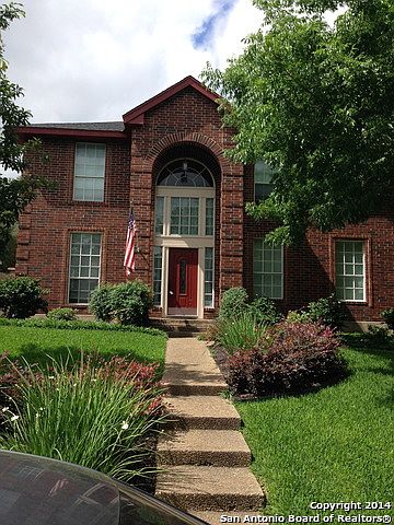 1st image of 942 Riverstone Dr