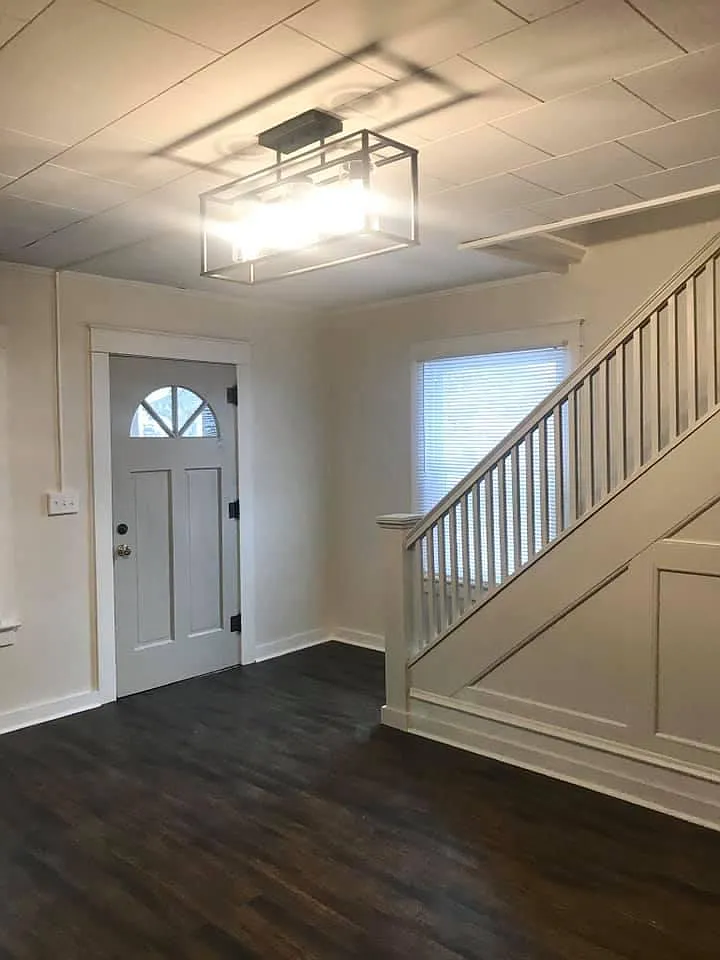 757 Maple Ave — Photo 2
