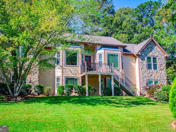 4373 Turnberry Ct, Douglasville, GA 30135