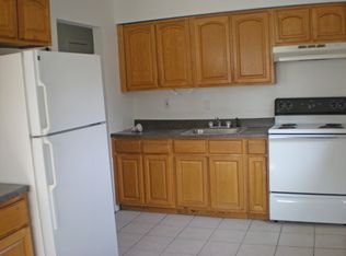 87 N 18th St, Wyandanch, NY 11798
