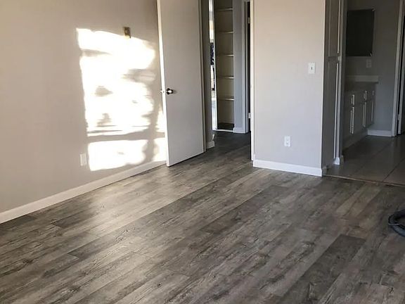 3rd image of 10805 Camino Ruiz Unit 42