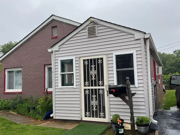 315 McGinn Pl, New Castle, DE 19720