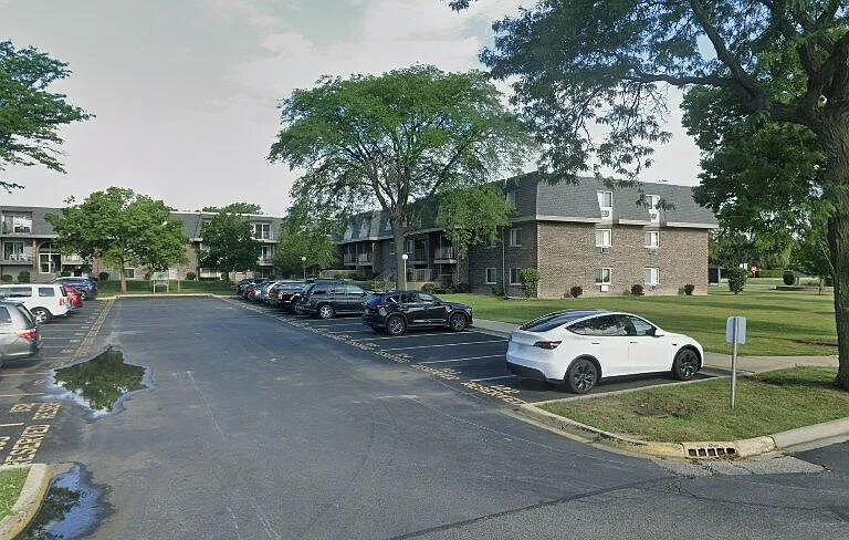 860 Winesap Ct #306 — Photo 4