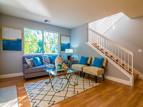 3rd image of 3565 Jasmine Cir