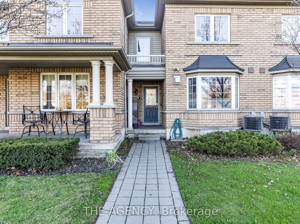 454 Beach Blvd, Hamilton, ON L8H 6X1