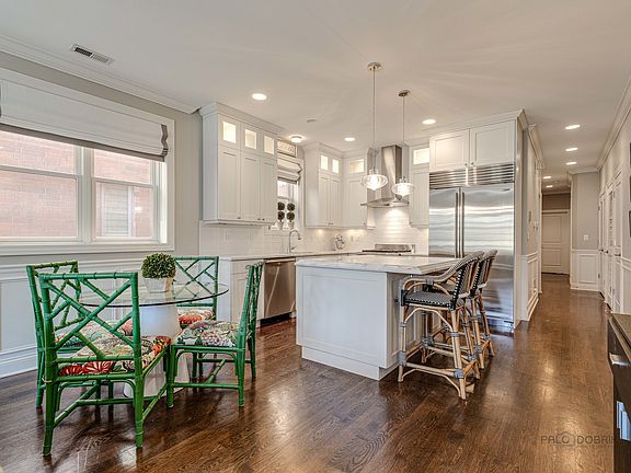 3rd image of 2745 N Lakewood Ave #2