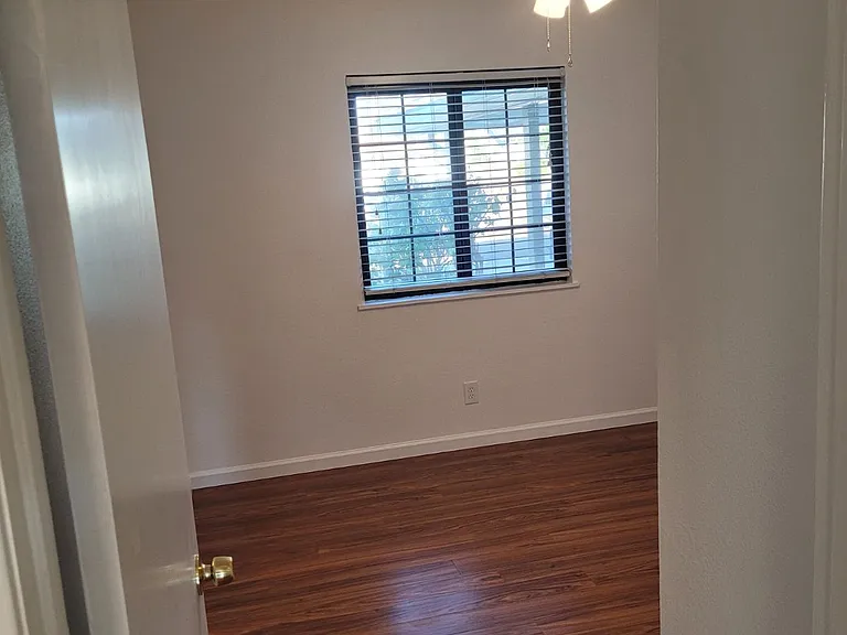 358 Mildred Ave — Photo 19