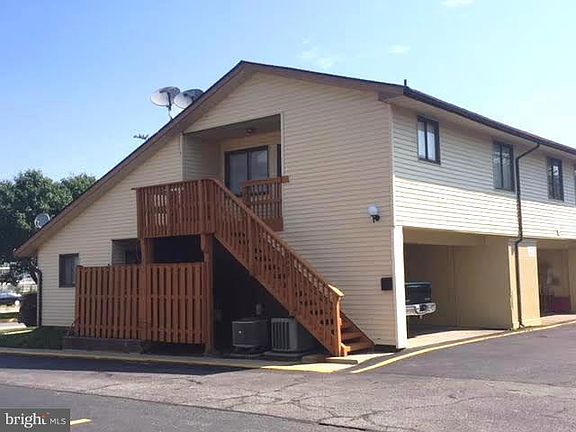 2nd image of 8403 Del Norte Ct #82