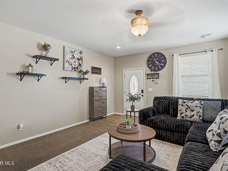 14448 Fernando Zubia Ave — Photo 9