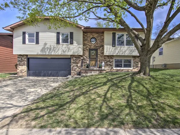 4668 White Oak Ln, Decatur, IL 62521