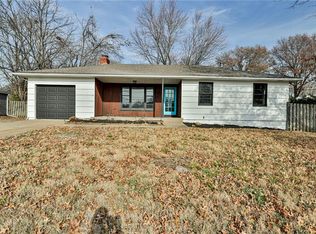 8754 E 83rd St, Raytown, MO 64138