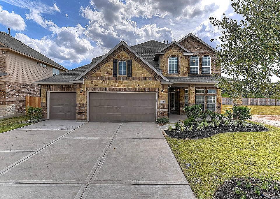 1st image of 21614 Chinese Fir Ln