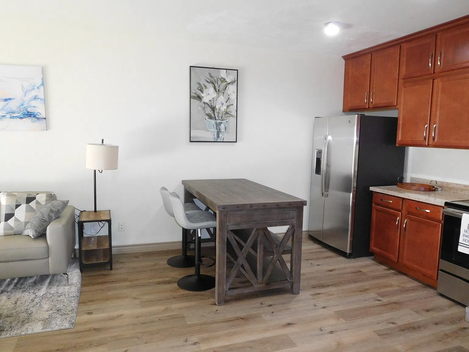 1 bed, 850 sqft, $1,900 — Photo 4