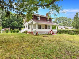 860 Center Rd, Akron, OH 44319