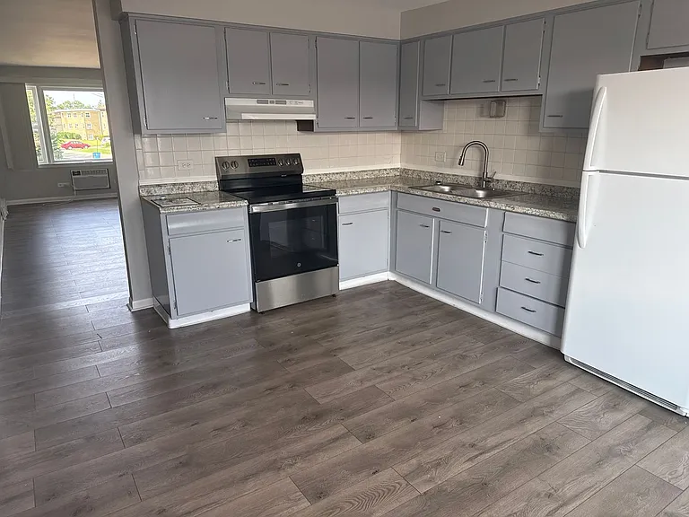 6615-19 W Lloyd Dr — Photo 20