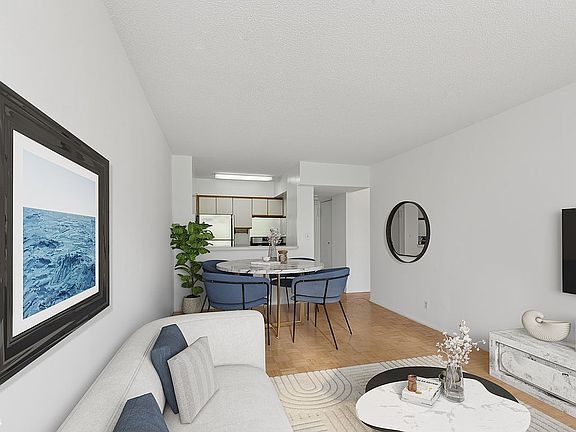 2nd image of 5 E 22nd St APT 6N
