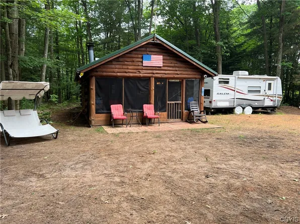 574 Hadley Rd, Sandy Creek, NY 13145