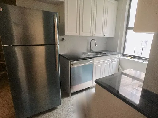 Rented by Sovereign Associates | media 26